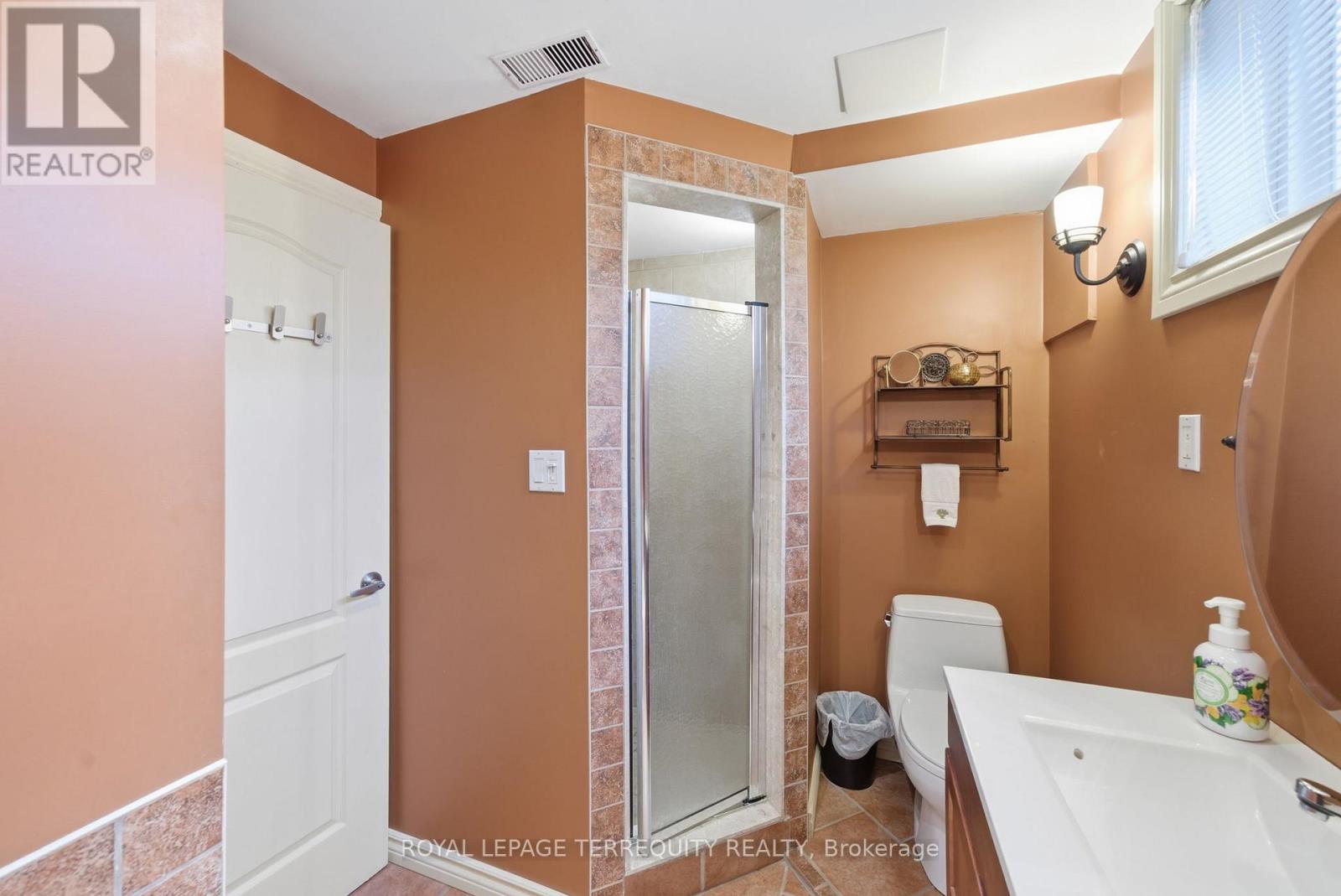 116 Centre Street N, Whitby, Ontario  L1N 4S7 - Photo 28 - E12816412