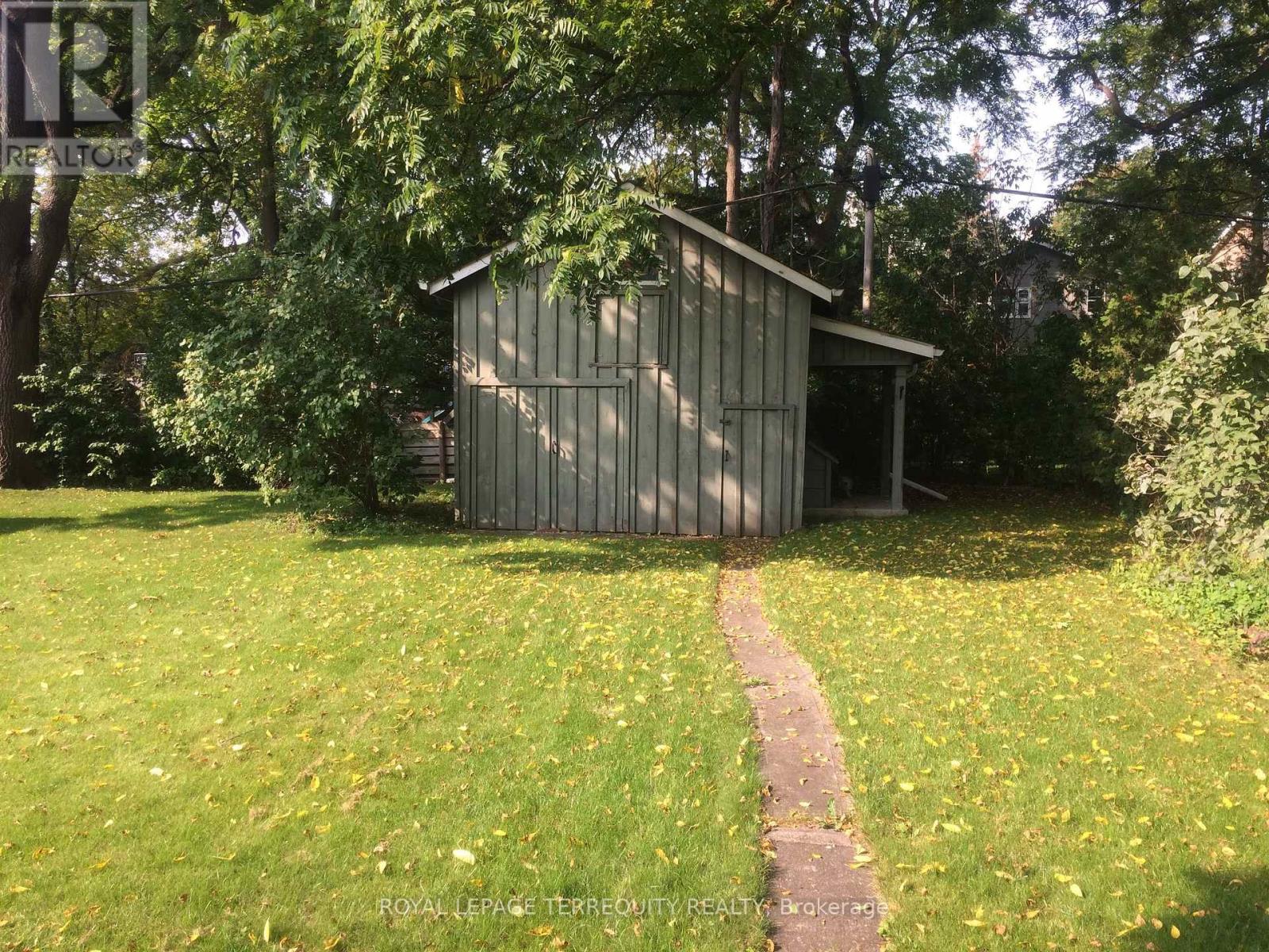 116 Centre Street N, Whitby, Ontario  L1N 4S7 - Photo 43 - E12816412