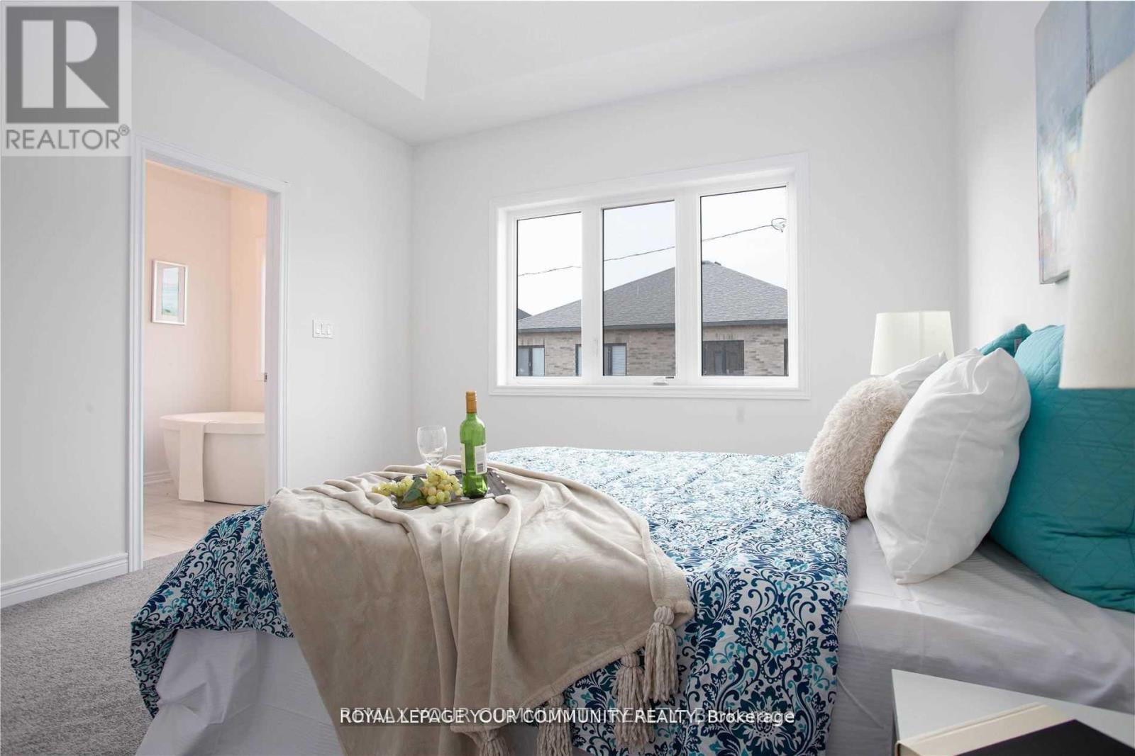 138 Christine Elliott Avenue, Whitby, Ontario  L1P 0R9 - Photo 11 - E12816420