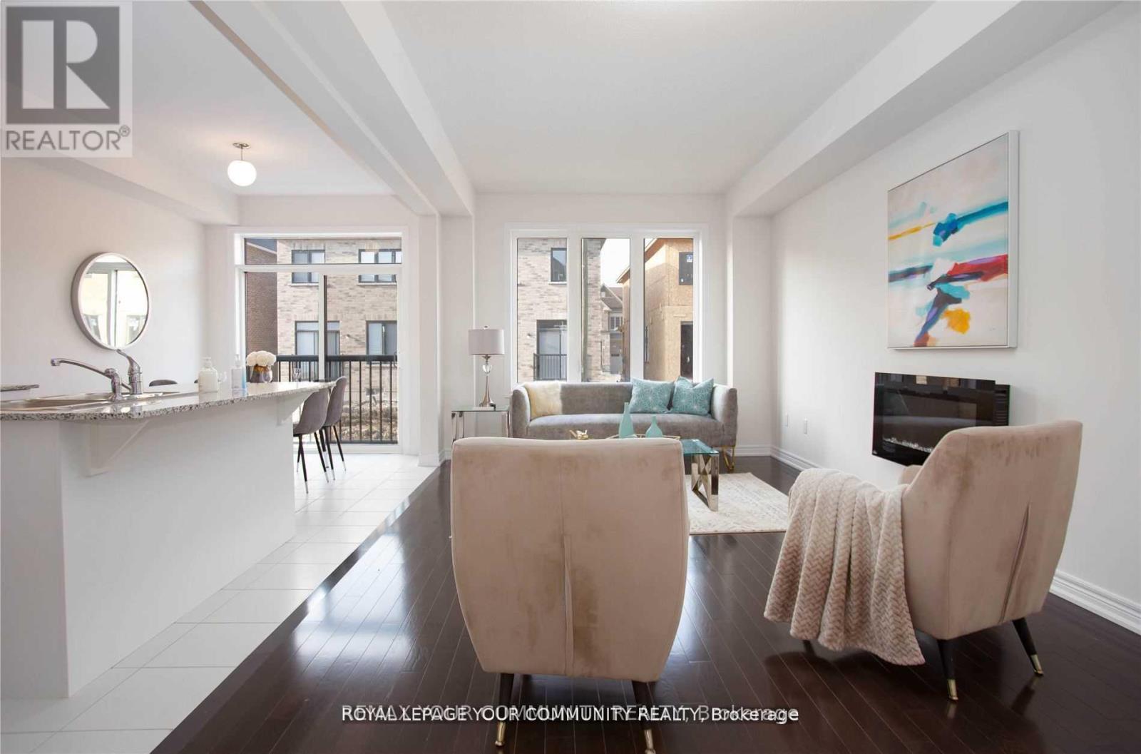 138 Christine Elliott Avenue, Whitby, Ontario  L1P 0R9 - Photo 3 - E12816420