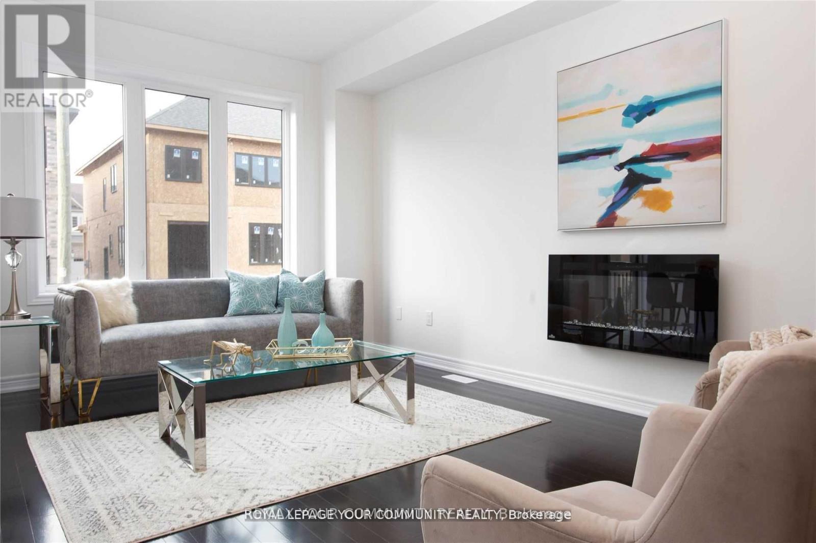 138 Christine Elliott Avenue, Whitby, Ontario  L1P 0R9 - Photo 4 - E12816420