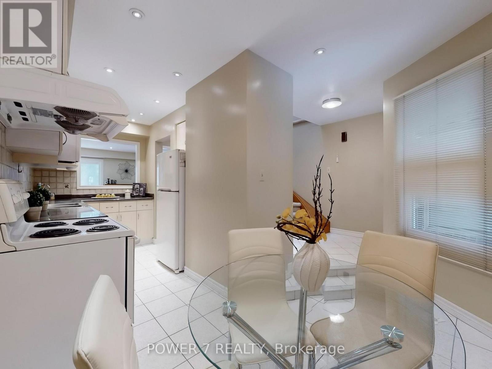 114 Sandyhook Square, Toronto, Ontario  M1W 3N5 - Photo 16 - E12816430