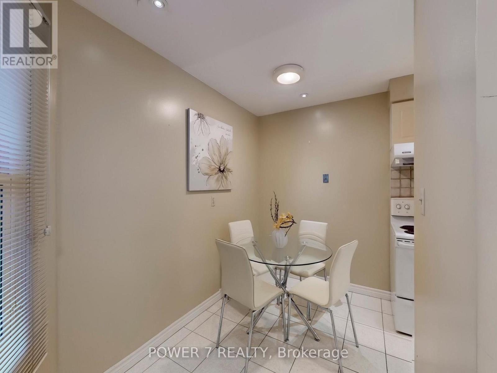 114 Sandyhook Square, Toronto, Ontario  M1W 3N5 - Photo 17 - E12816430