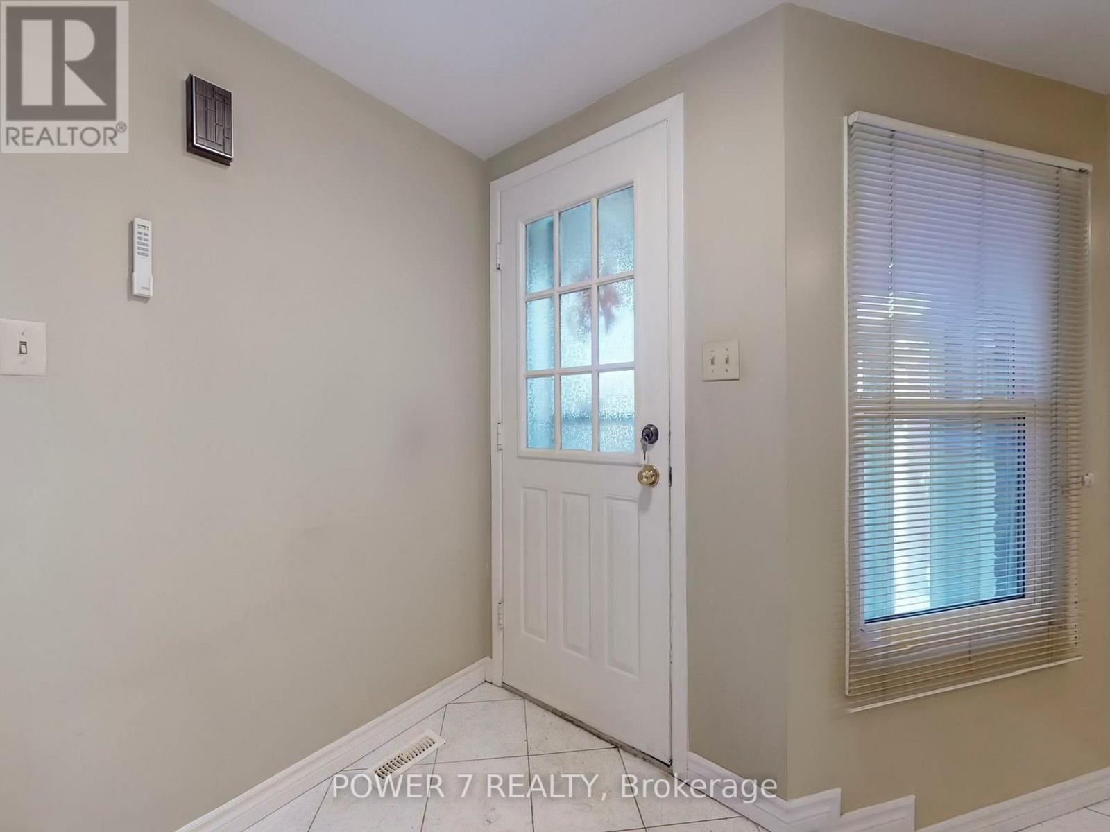 114 Sandyhook Square, Toronto, Ontario  M1W 3N5 - Photo 20 - E12816430