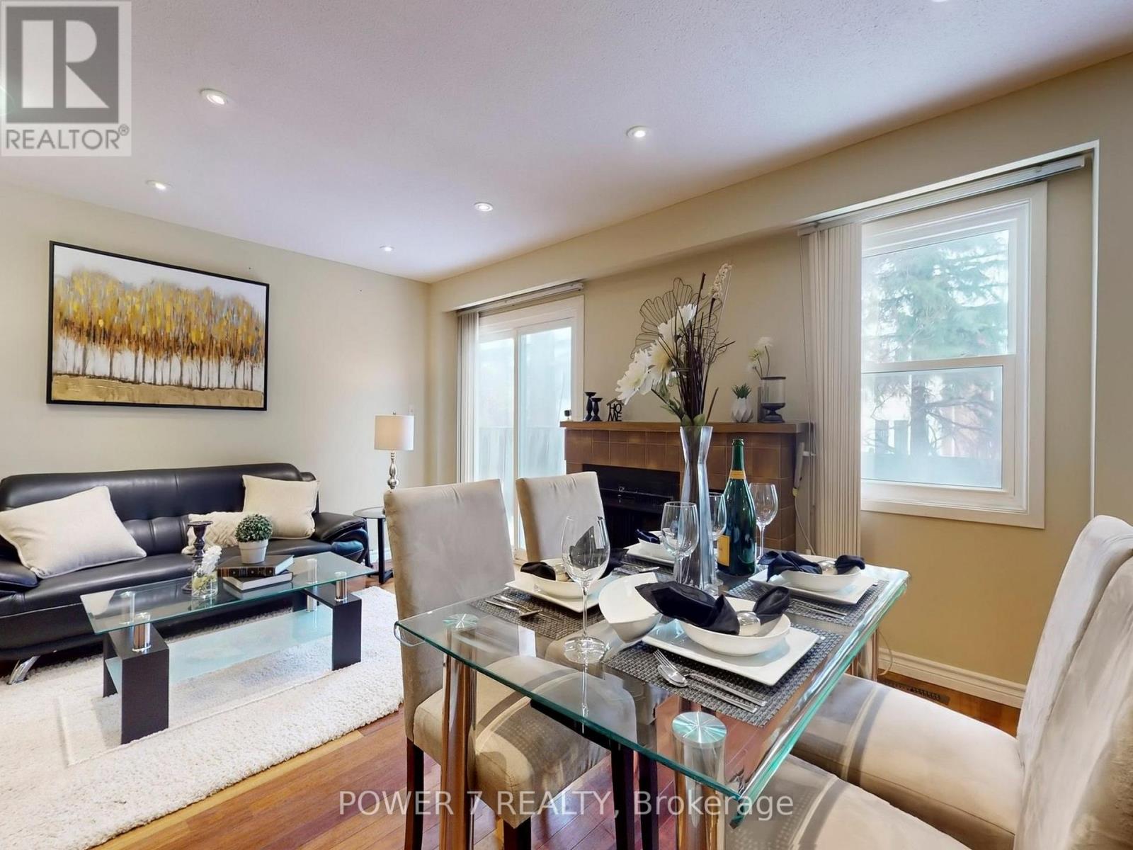 114 Sandyhook Square, Toronto, Ontario  M1W 3N5 - Photo 8 - E12816430