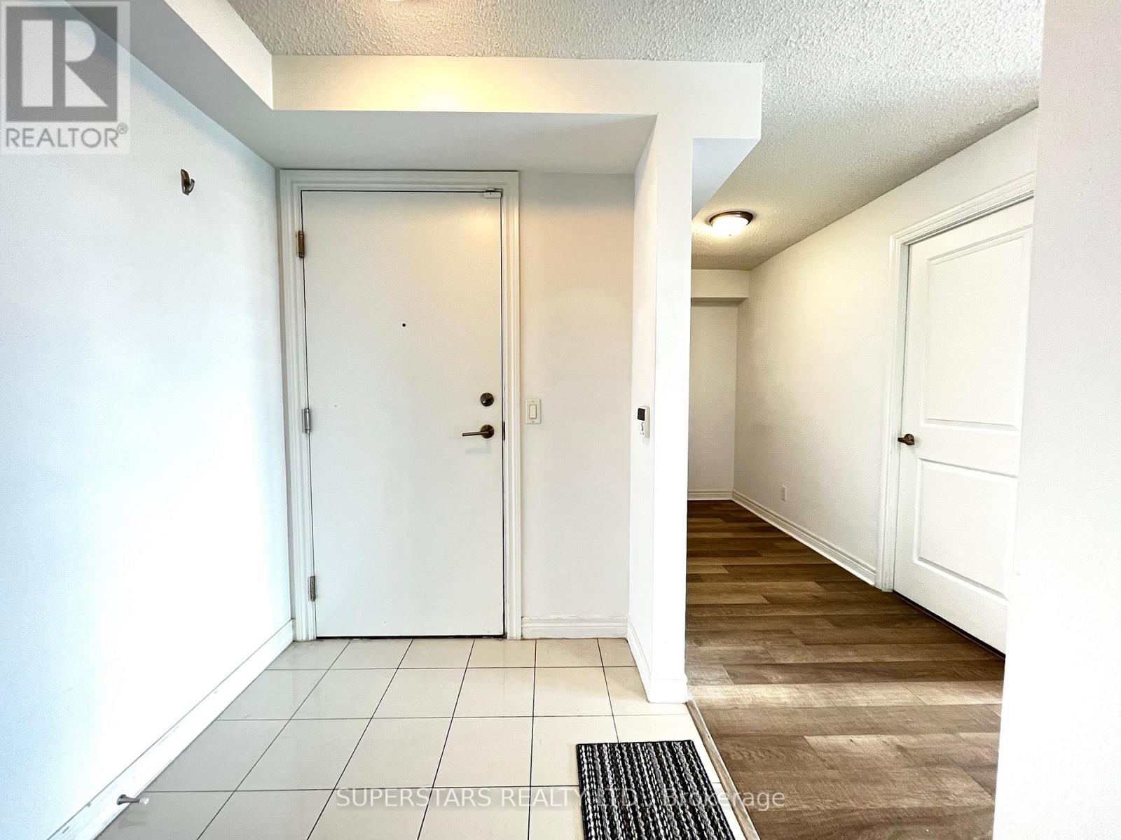 2411 - 50 Town Centre Court, Toronto, Ontario  M1P 0A9 - Photo 2 - E12816494