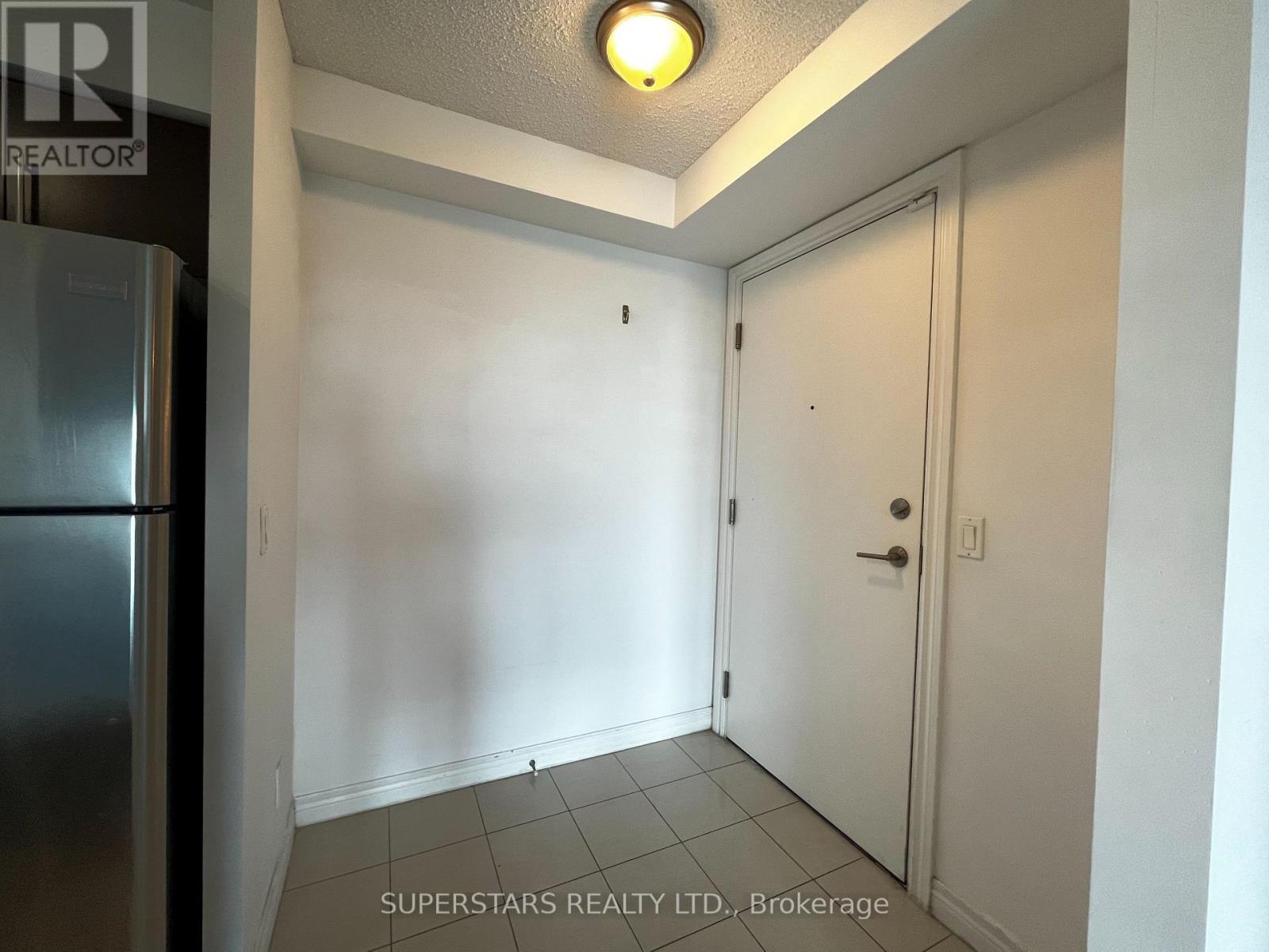 2411 - 50 Town Centre Court, Toronto, Ontario  M1P 0A9 - Photo 3 - E12816494