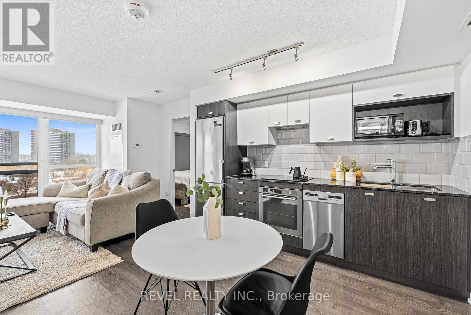 619 - 275 Village Green Square, Toronto, Ontario  M1S 0L8 - Photo 9 - E12816538