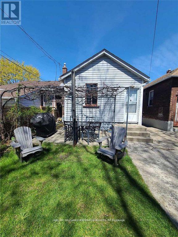 109 Springdale Boulevard, Toronto, Ontario M4J 1W8 - Photo 15 - E12816542