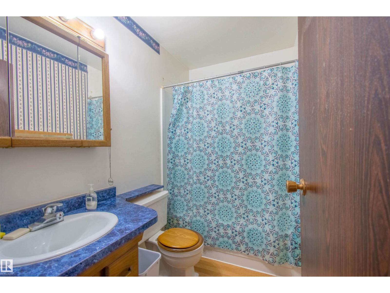 21 Amberly Co Nw, Edmonton, Alberta  T6R 3A3 - Photo 18 - E4474455