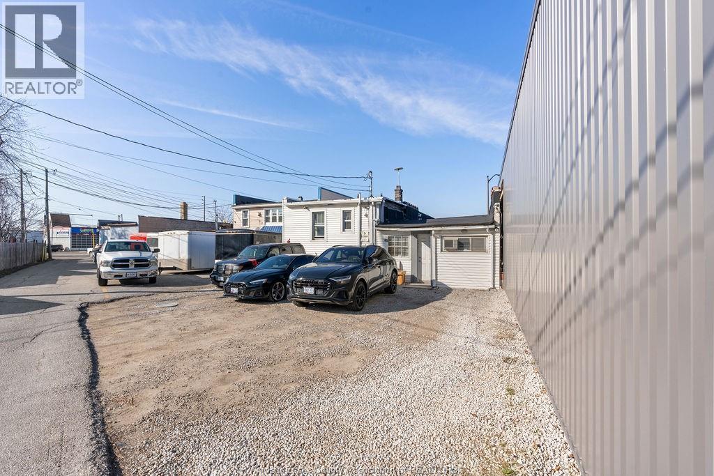 2558 Howard, Windsor, Ontario N8X 3W2 - Photo 22 - 26003920