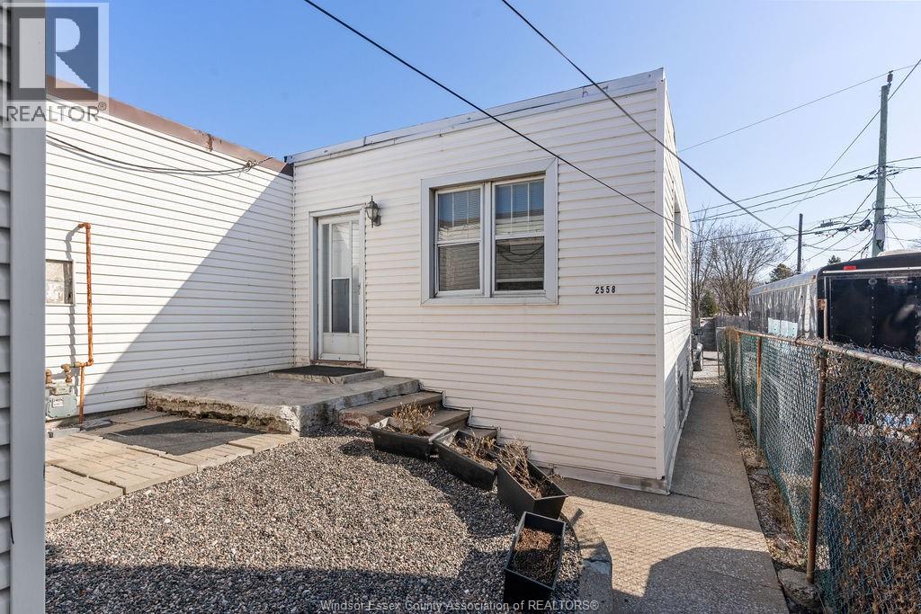 2558 Howard, Windsor, Ontario N8X 3W2 - Photo 26 - 26003920