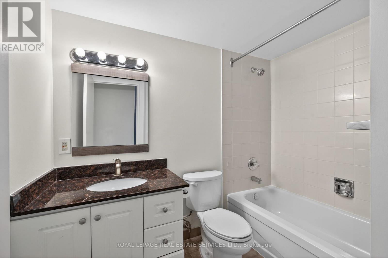 230 - 326 Major Mackenzie Drive E, Richmond Hill, Ontario  L4C 8T4 - Photo 15 - N12816418