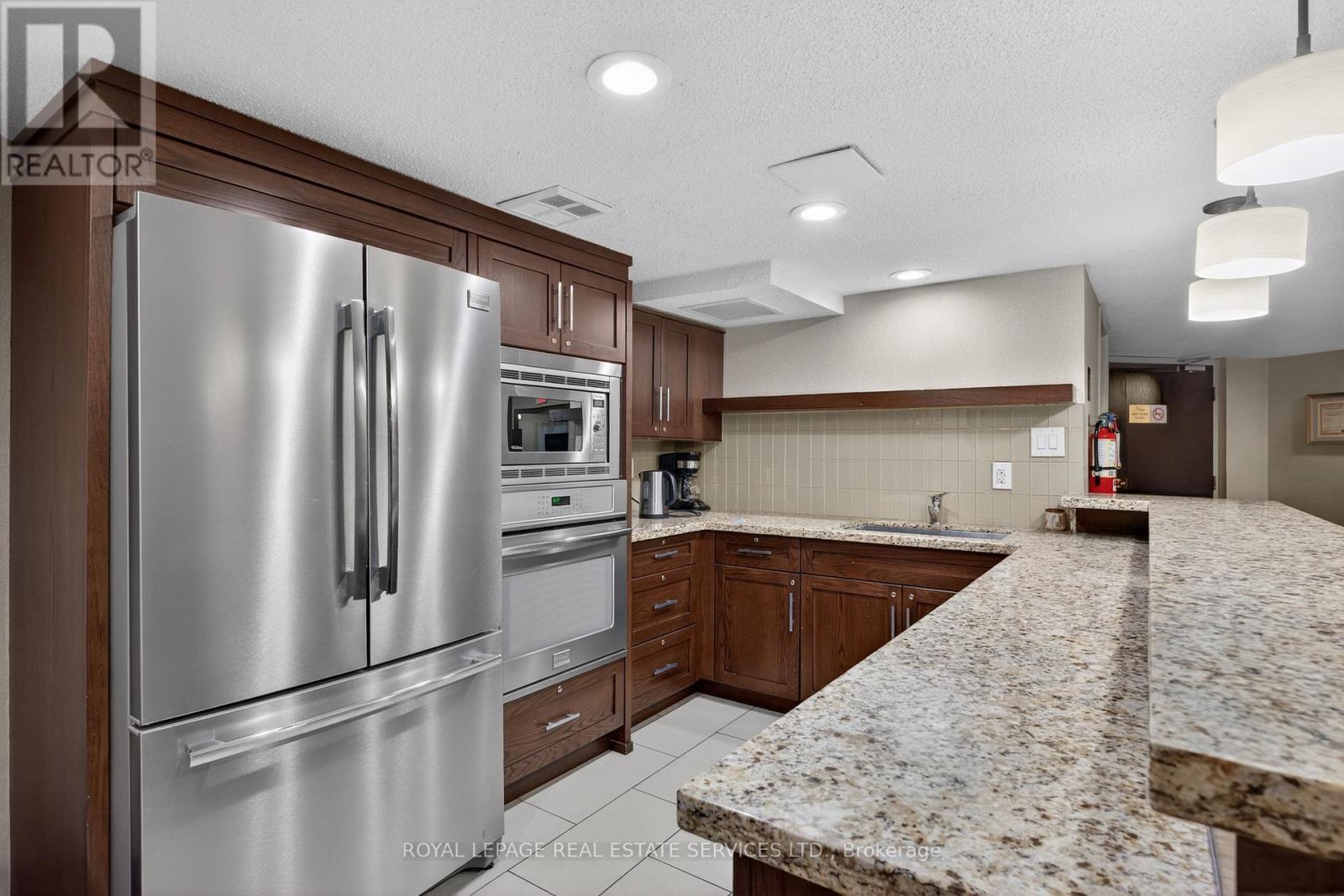 230 - 326 Major Mackenzie Drive E, Richmond Hill, Ontario  L4C 8T4 - Photo 33 - N12816418