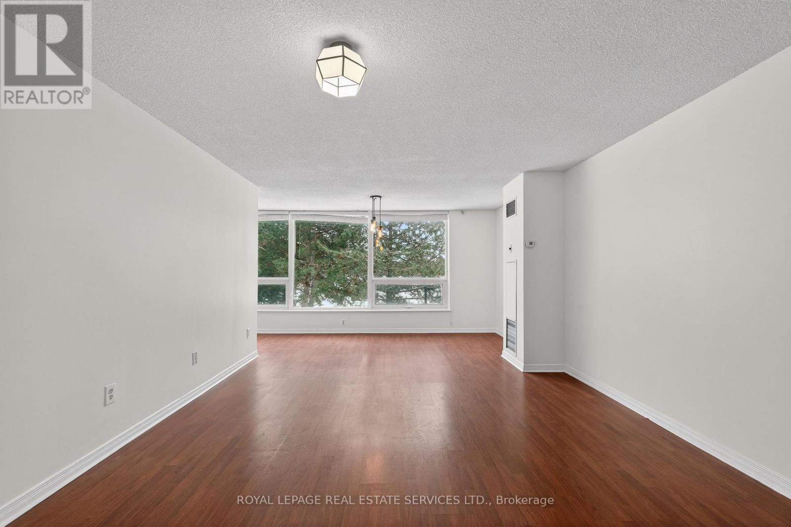 230 - 326 Major Mackenzie Drive E, Richmond Hill, Ontario  L4C 8T4 - Photo 5 - N12816418