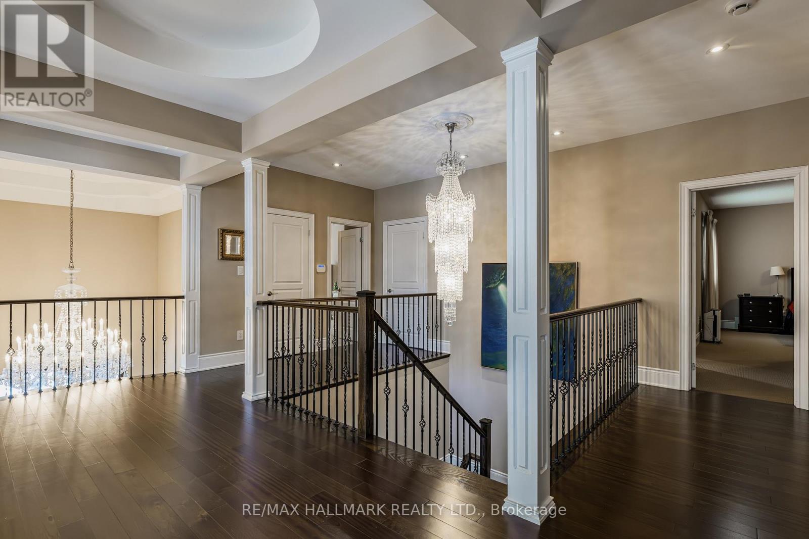 123 Carisbrooke Circle, Aurora, Ontario  L4G 0K4 - Photo 25 - N12816476