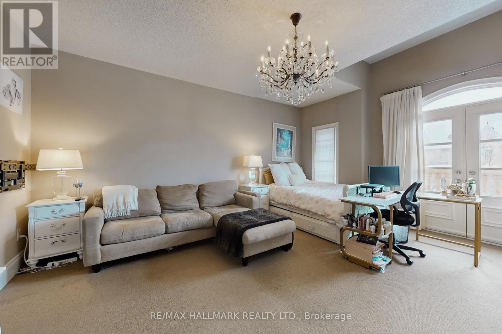 123 Carisbrooke Circle, Aurora, Ontario  L4G 0K4 - Photo 37 - N12816476