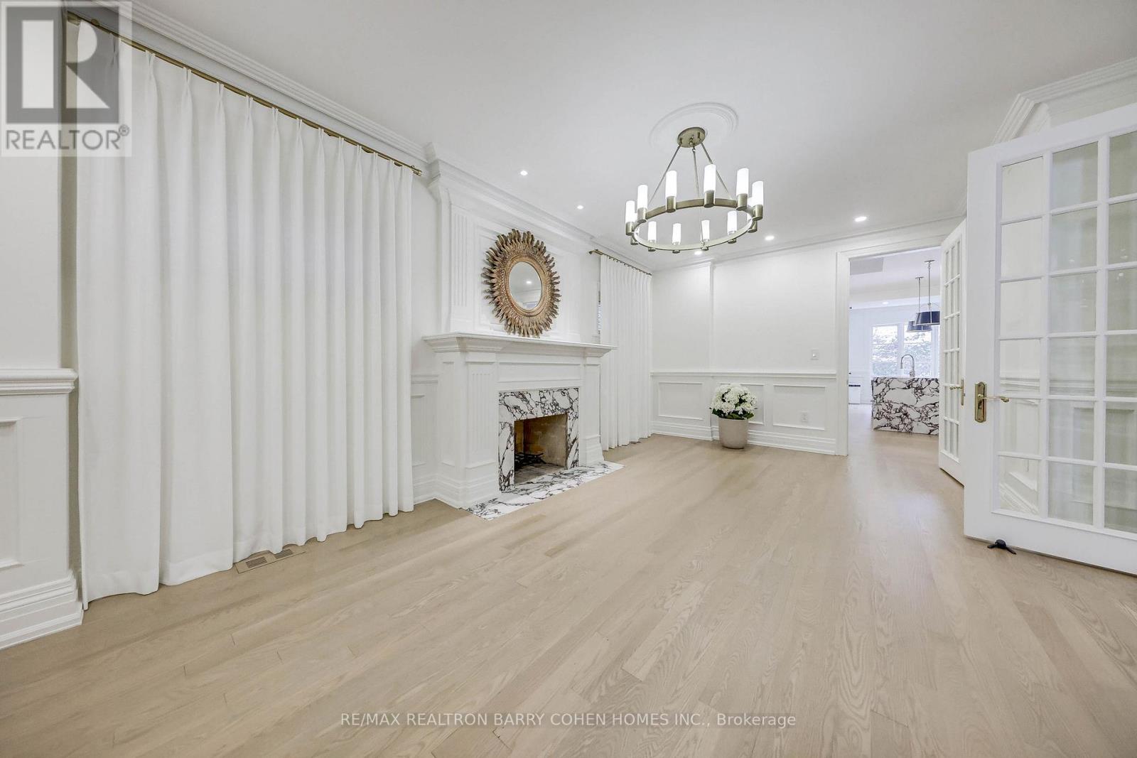 267 St Leonards Avenue, Toronto, Ontario  M4N 1K9 - Photo 12 - C12480988