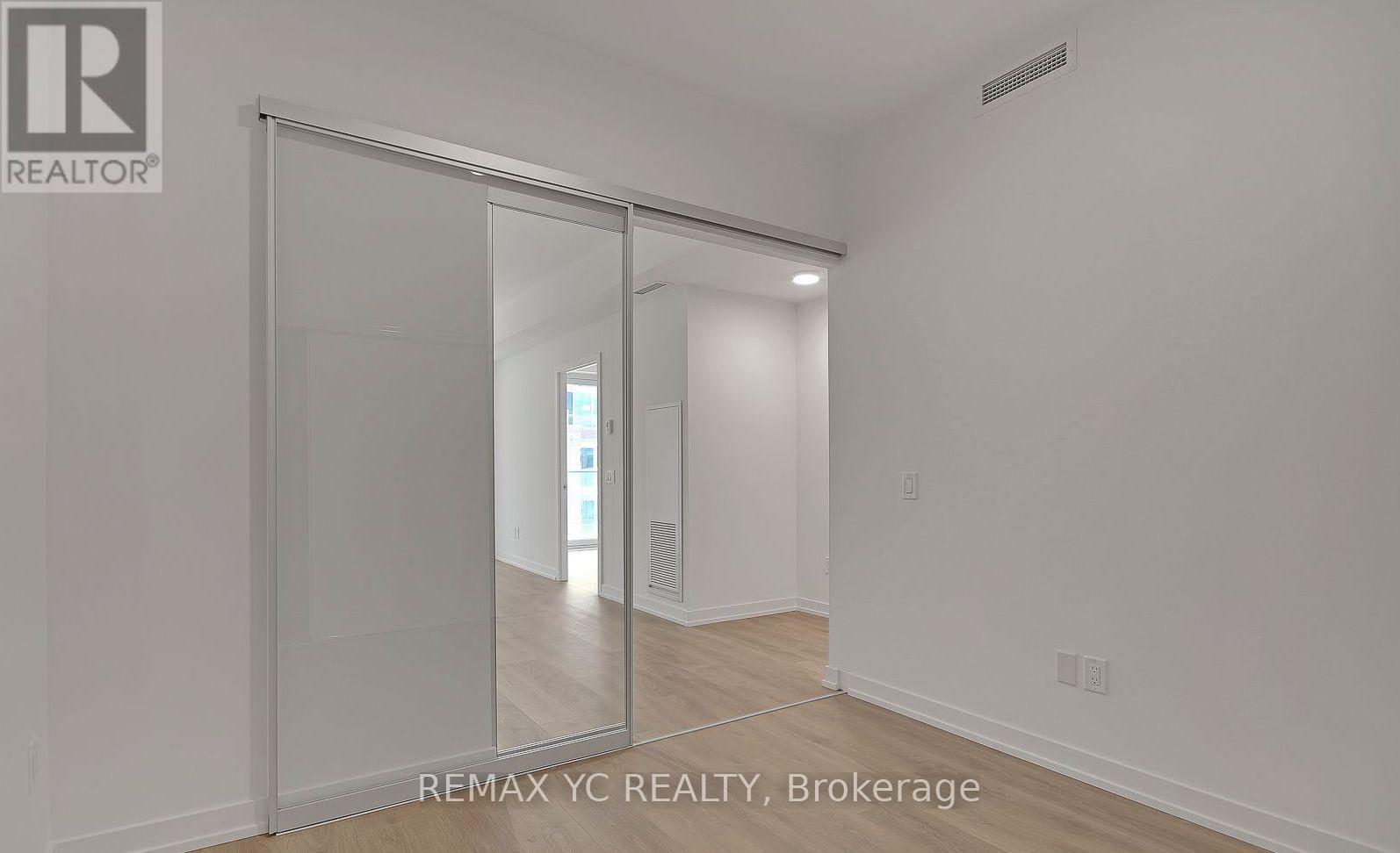 438 - 150 Logan Avenue, Toronto, Ontario  M4M 0E4 - Photo 4 - E12816482