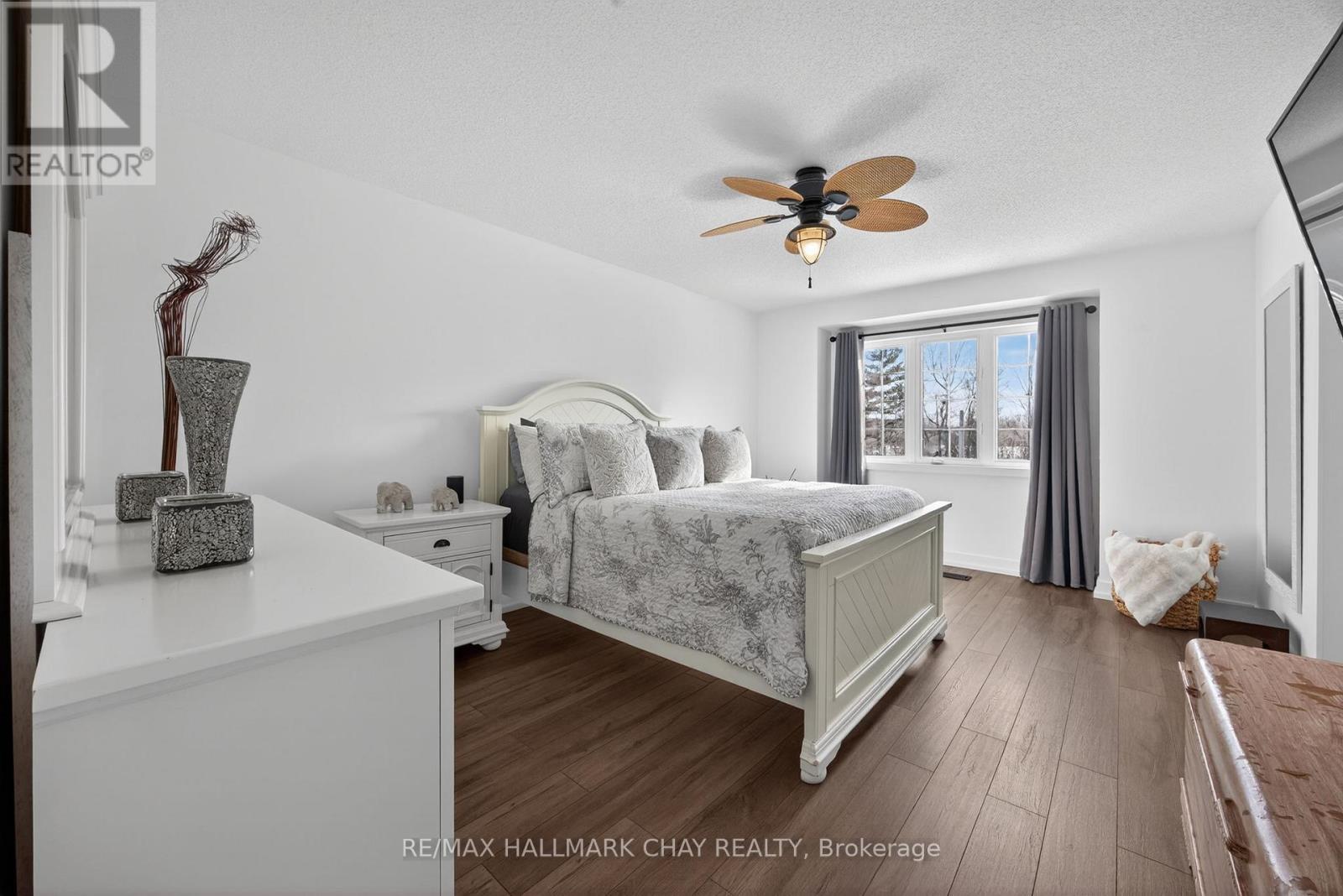 1412 Forest Street, Innisfil, Ontario  L9S 4Y4 - Photo 11 - N12816554