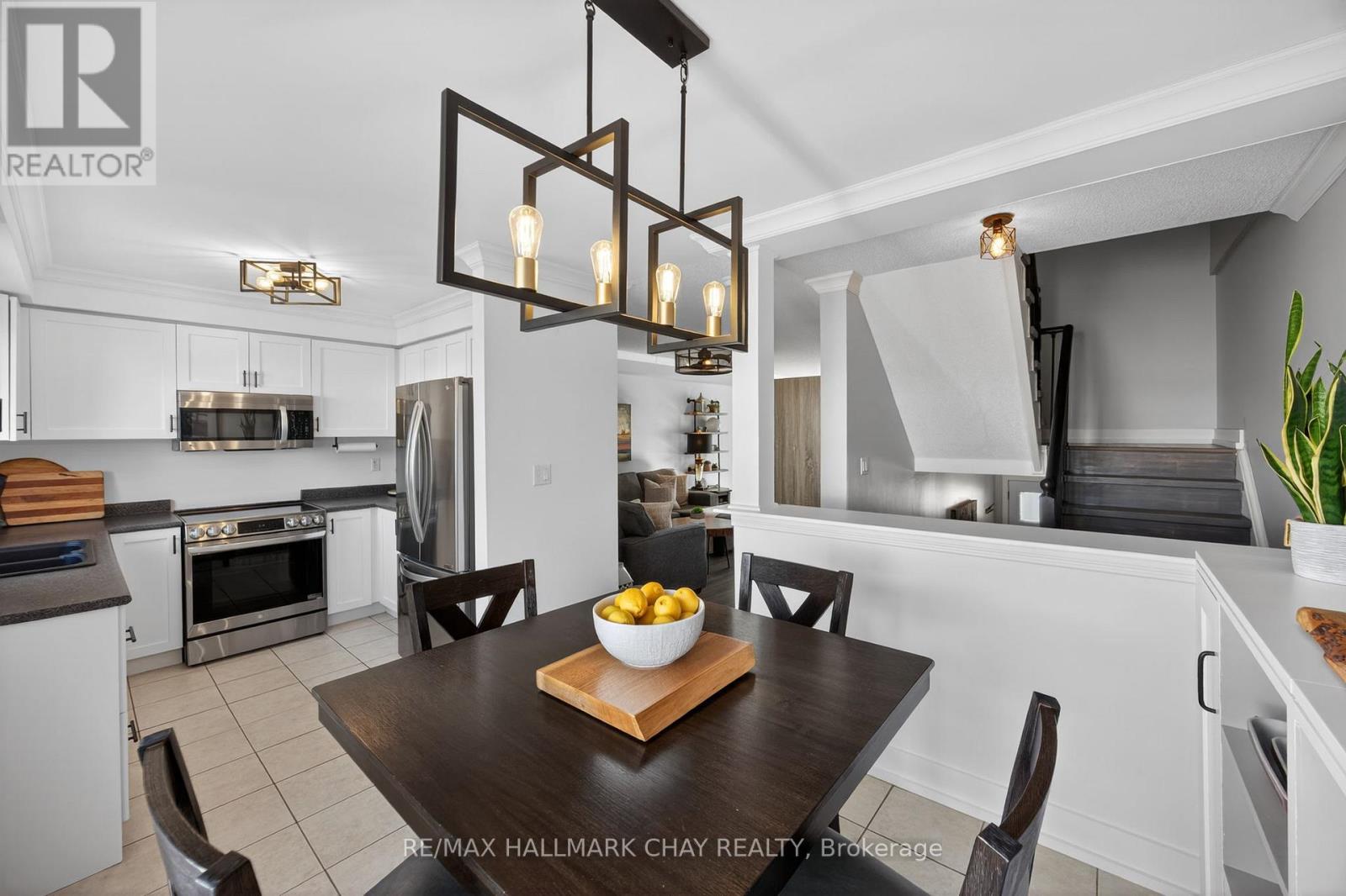 1412 Forest Street, Innisfil, Ontario  L9S 4Y4 - Photo 6 - N12816554