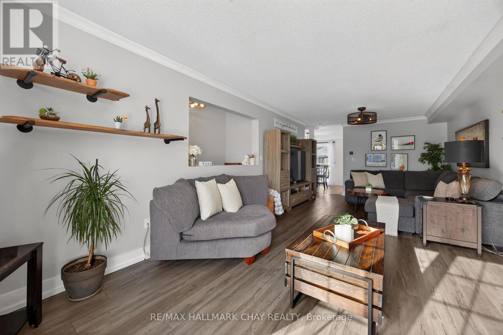 1412 Forest Street, Innisfil, Ontario  L9S 4Y4 - Photo 9 - N12816554