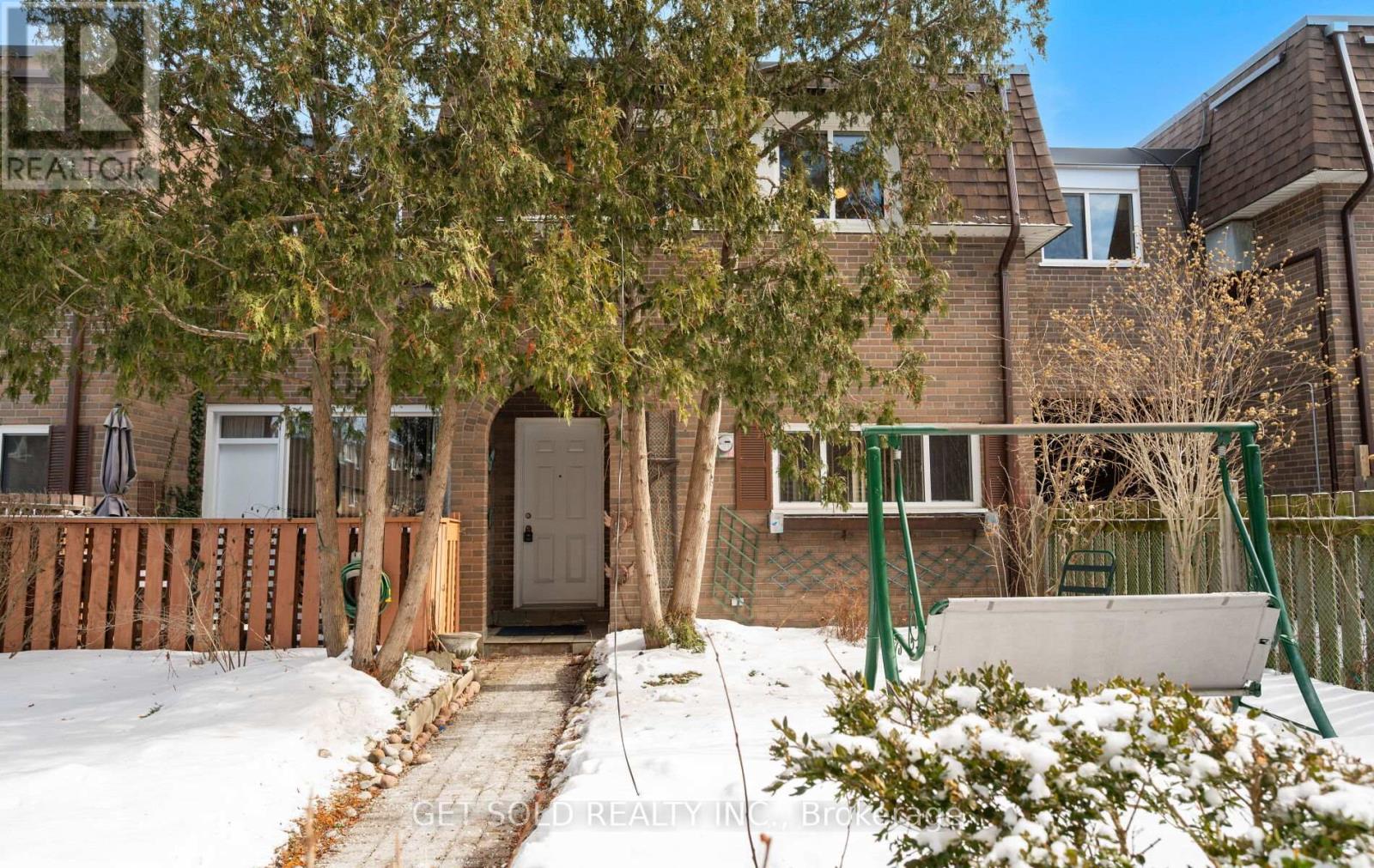 827 - 20 TANDRIDGE CRESCENT, Toronto, Ontario