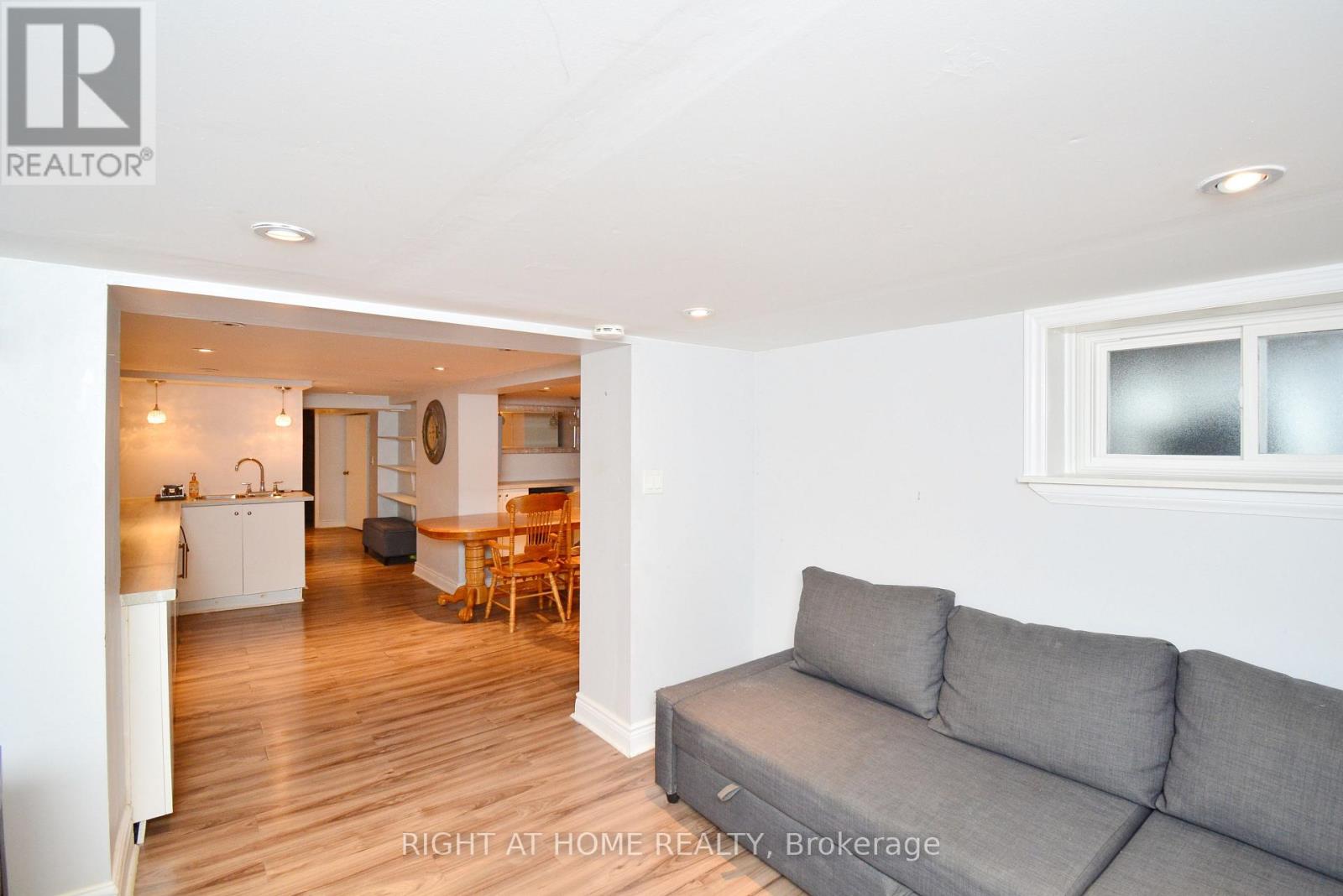 22 Landour Avenue, Toronto, Ontario  M6M 4J4 - Photo 24 - W12816404