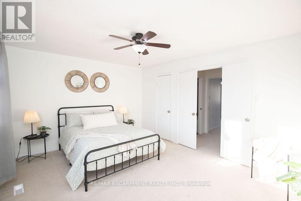 12 - 2350 Grand Ravine Drive, Oakville, Ontario  L6H 6E2 - Photo 24 - W12816414