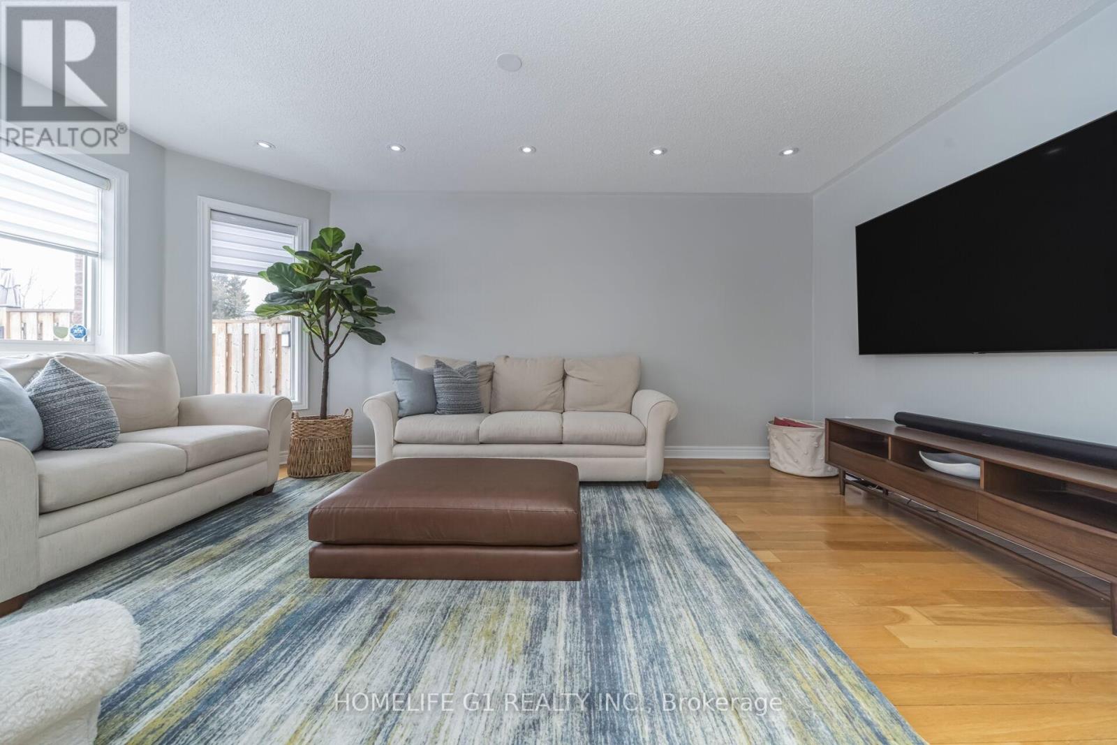 53 Humbershed Crescent, Caledon, Ontario  L7E 2X4 - Photo 10 - W12816416