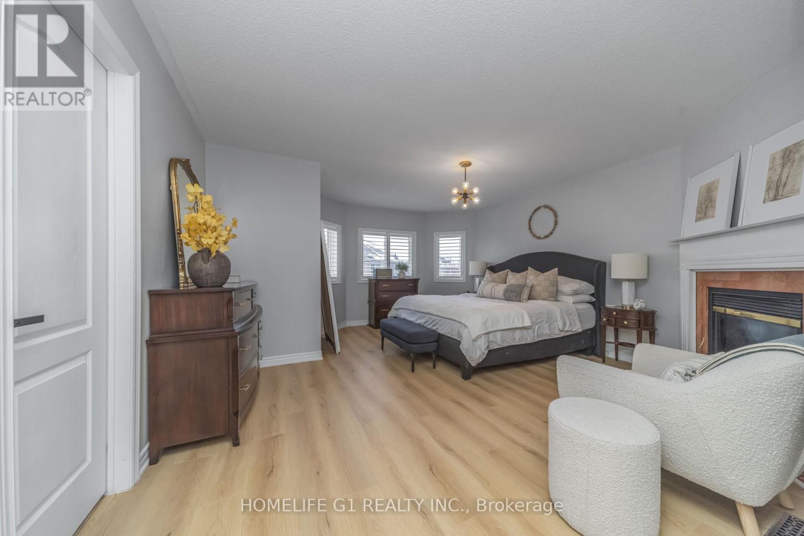 53 Humbershed Crescent, Caledon, Ontario  L7E 2X4 - Photo 15 - W12816416