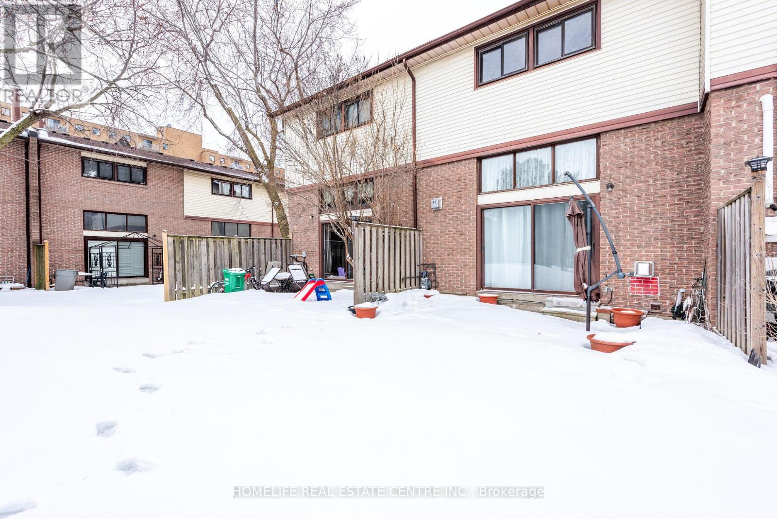62 Mccallum Court, Brampton, Ontario  L6W 3M4 - Photo 44 - W12816422