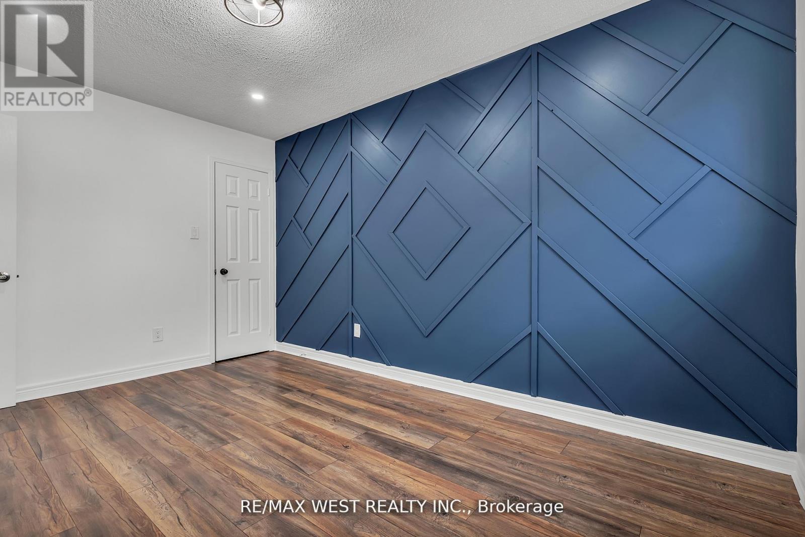 3865 Allcroft Road, Mississauga, Ontario  L5N 7E3 - Photo 22 - W12816428