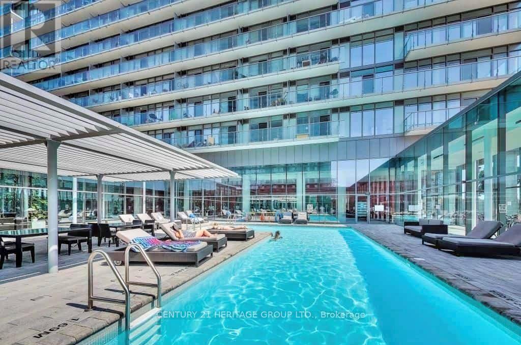 2201 - 105 The Queensway Avenue, Toronto, Ontario  M6S 5B5 - Photo 15 - W12816436