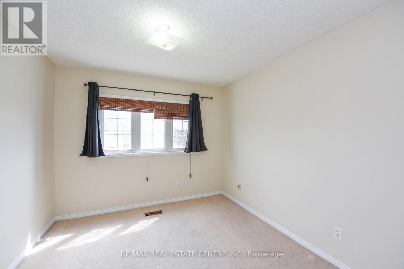 1093 Foxglove Place, Mississauga, Ontario  L5V 2N5 - Photo 23 - W12816464