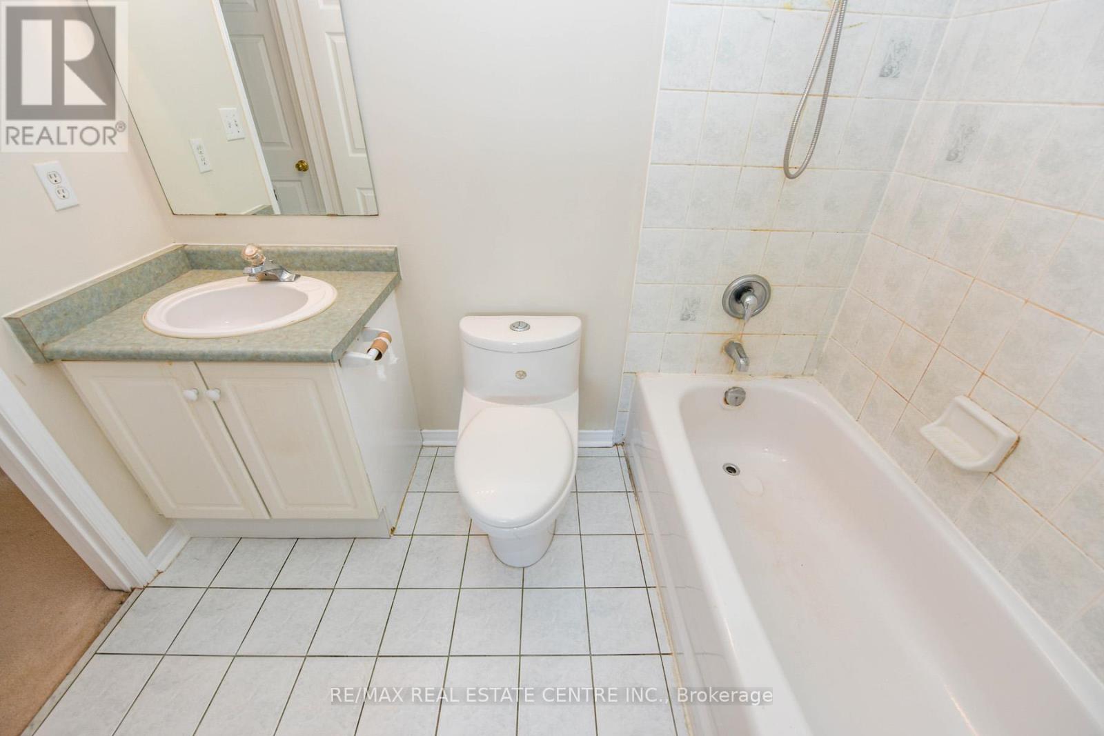 1093 Foxglove Place, Mississauga, Ontario  L5V 2N5 - Photo 34 - W12816464