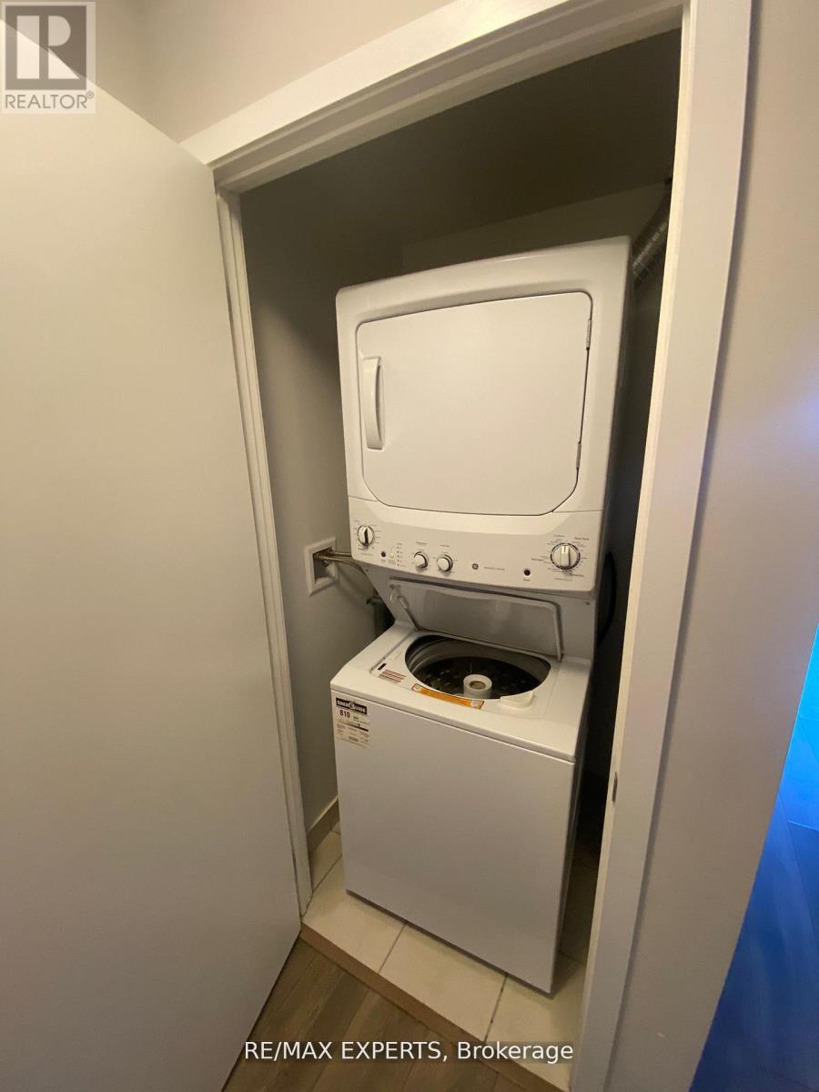 1711 - 2520 Eglinton Avenue, Mississauga, Ontario  L5M 0Y2 - Photo 16 - W12816466