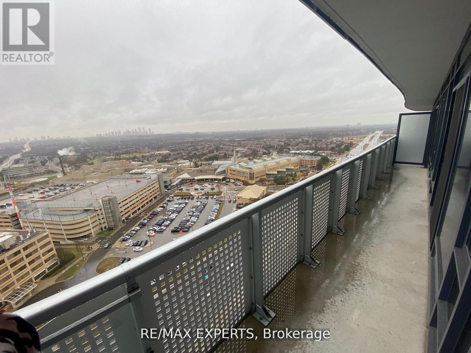 1711 - 2520 Eglinton Avenue, Mississauga, Ontario  L5M 0Y2 - Photo 18 - W12816466