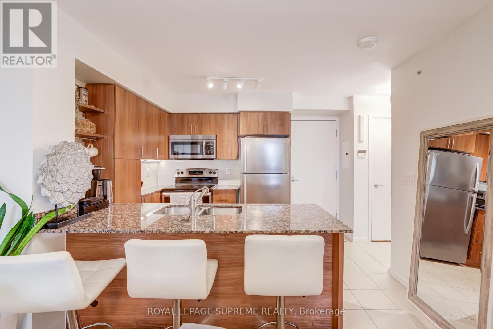 307 - 830 Lawrence Avenue W, Toronto, Ontario  M6A 1C3 - Photo 9 - W12816516