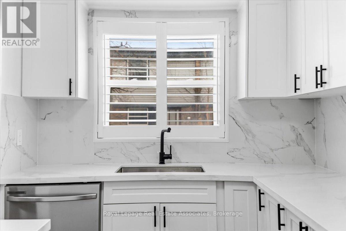 85 - 6699 Falconer Drive, Mississauga, Ontario  L5N 2E3 - Photo 6 - W12816522