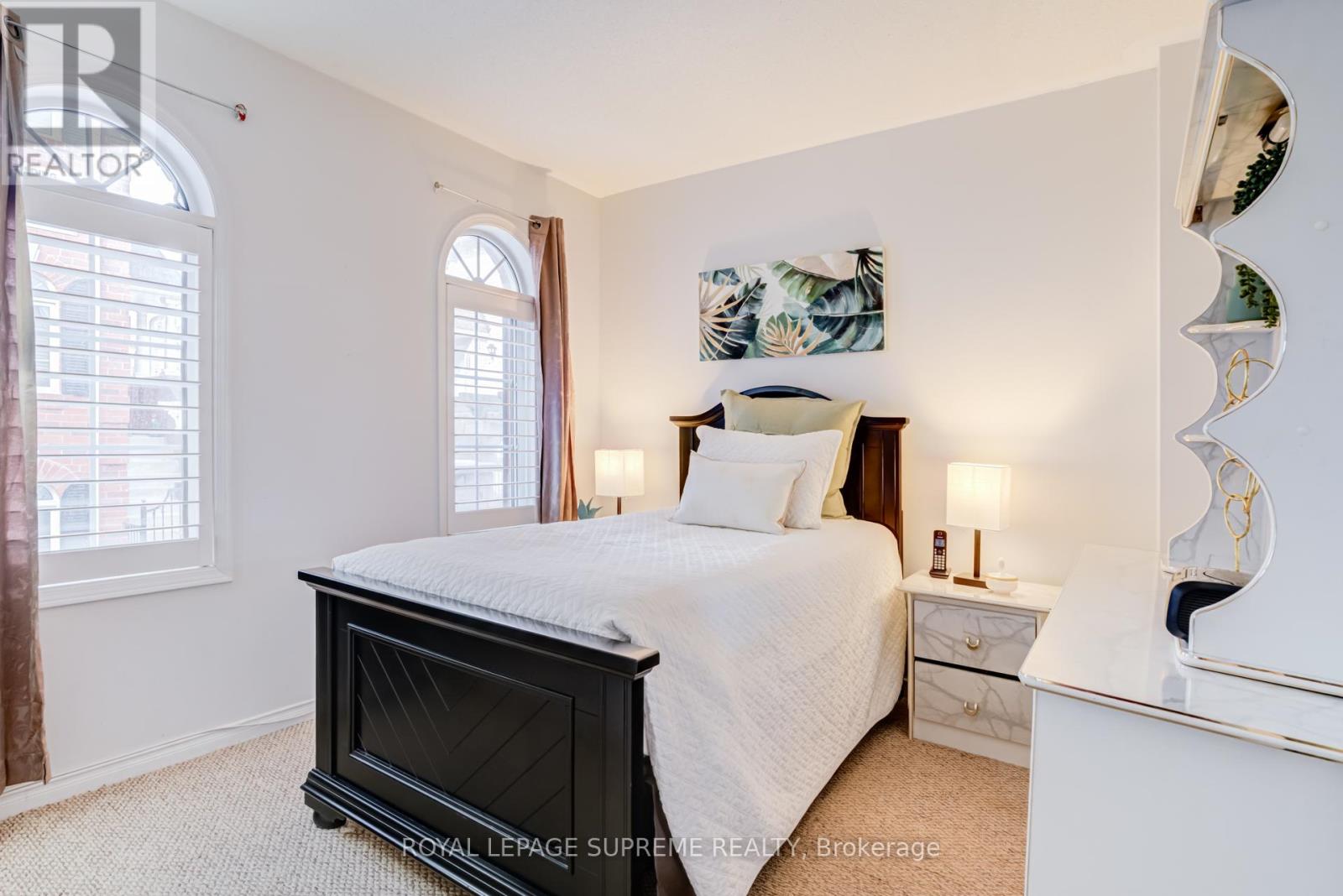 202 - 62 Sidney Belsey Crescent, Toronto, Ontario  M6M 5J3 - Photo 14 - W12816534
