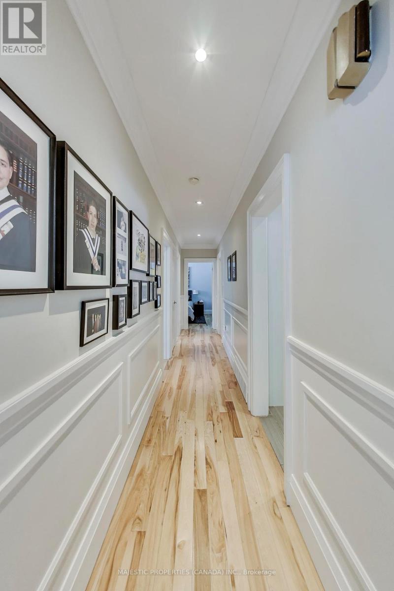 42 Abinger Crescent, Toronto, Ontario  M9B 2Y6 - Photo 14 - W12816560