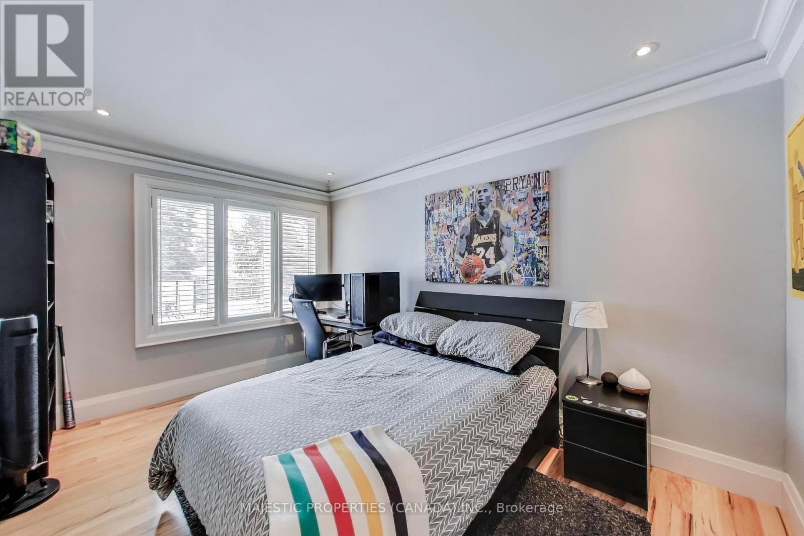 42 Abinger Crescent, Toronto, Ontario  M9B 2Y6 - Photo 21 - W12816560