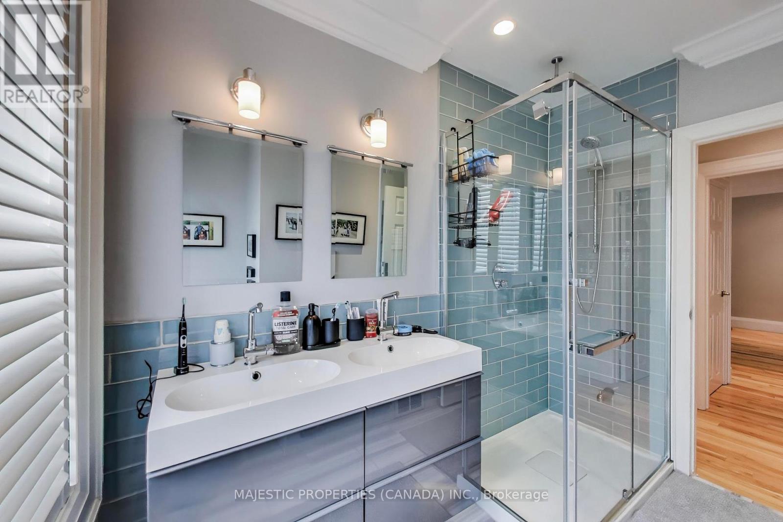 42 Abinger Crescent, Toronto, Ontario  M9B 2Y6 - Photo 26 - W12816560