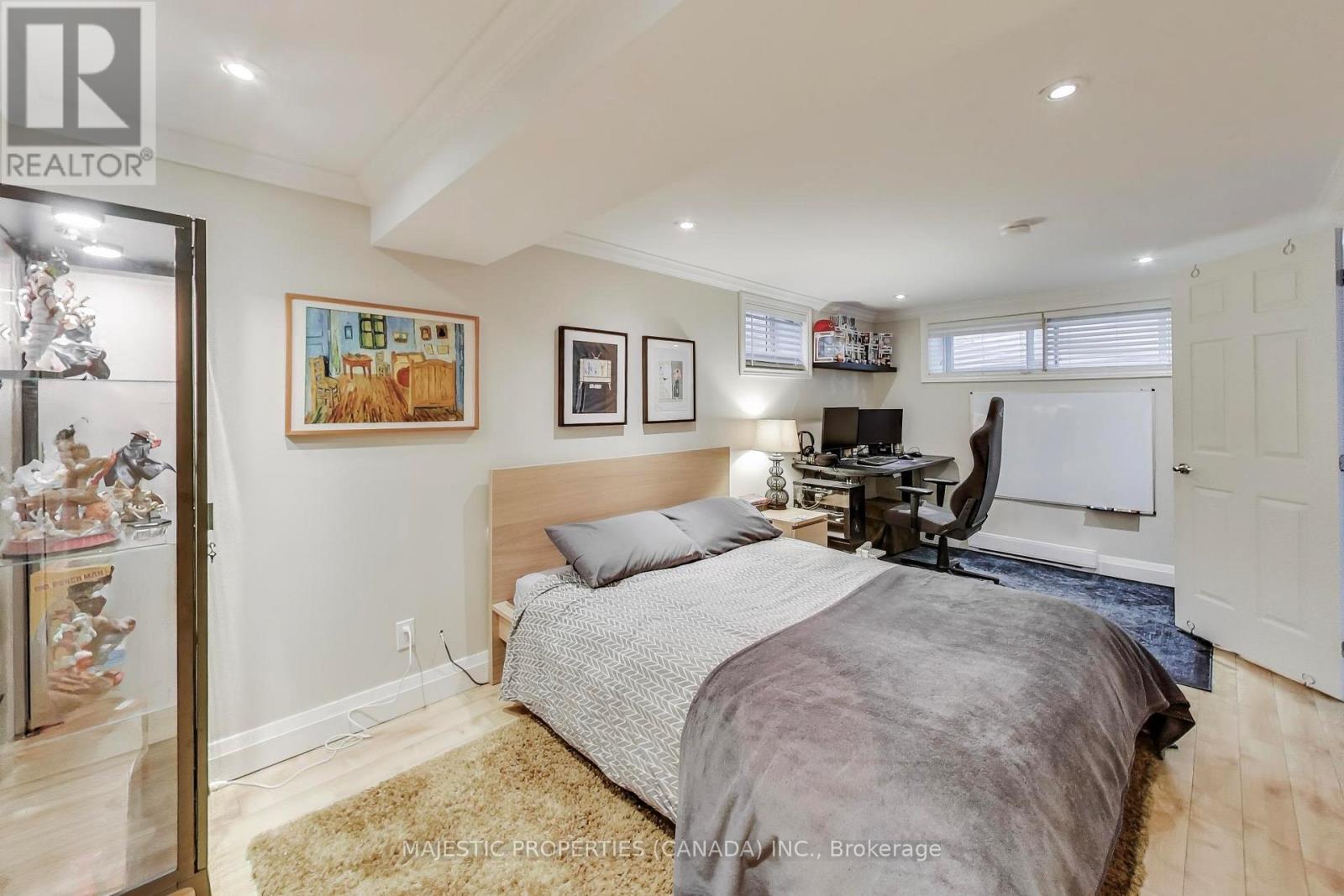 42 Abinger Crescent, Toronto, Ontario  M9B 2Y6 - Photo 31 - W12816560