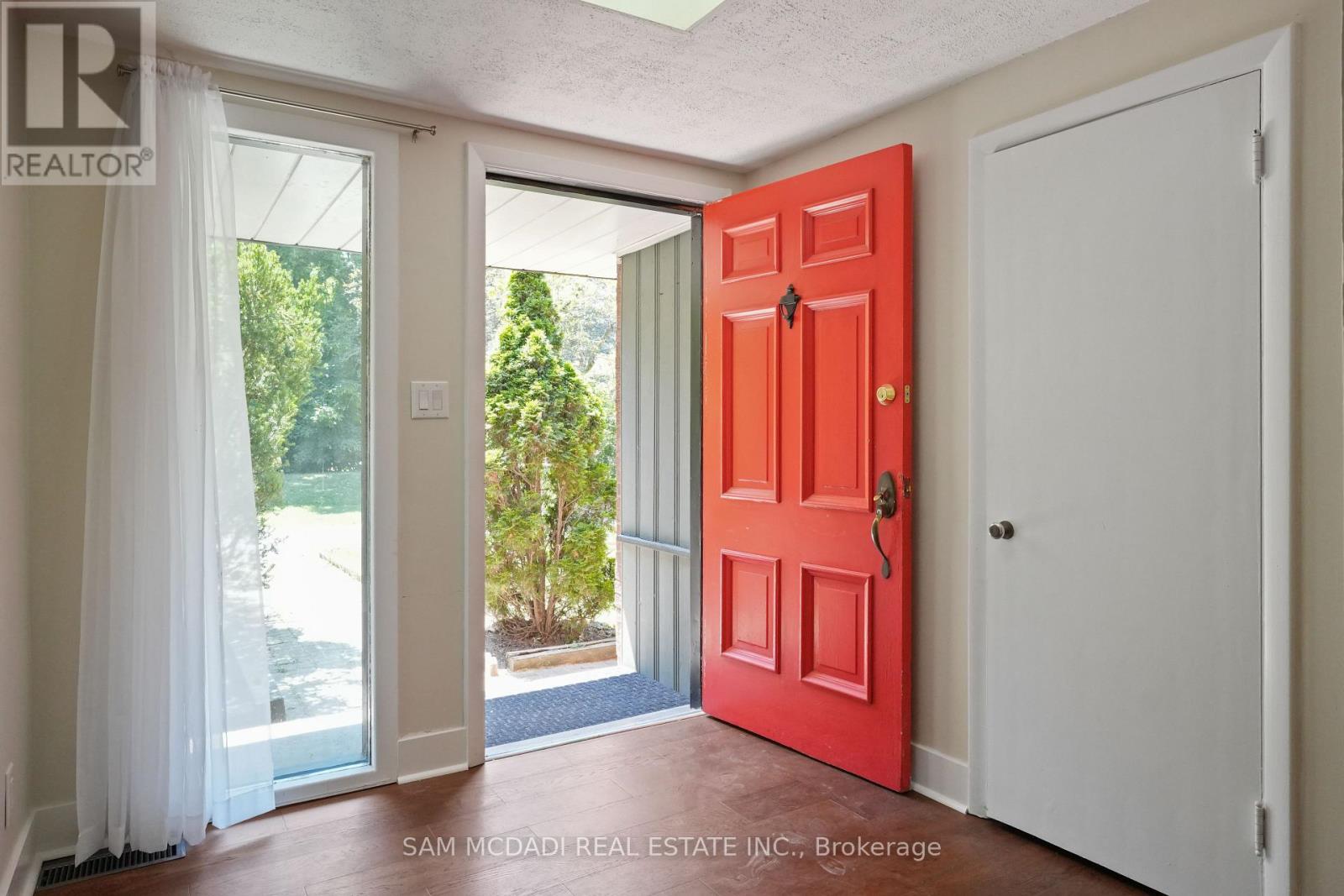 415 Country Club Crescent, Mississauga, Ontario  L5J 2P9 - Photo 14 - W12816574