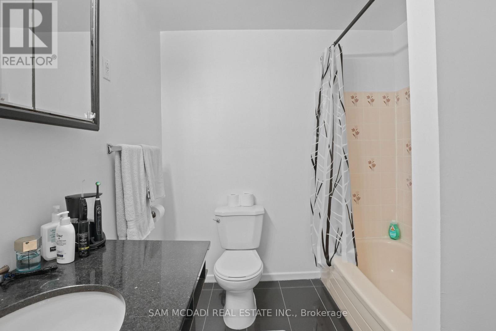 415 Country Club Crescent, Mississauga, Ontario  L5J 2P9 - Photo 27 - W12816574