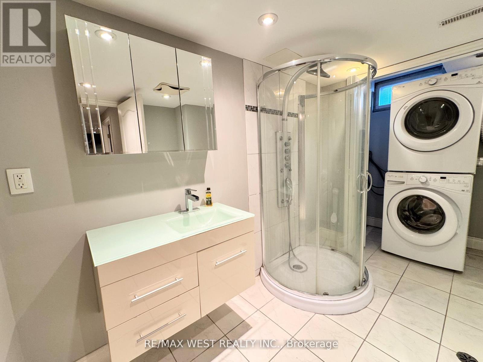 1342 Roylen Road, Oakville, Ontario  L6H 1V4 - Photo 27 - W12816576