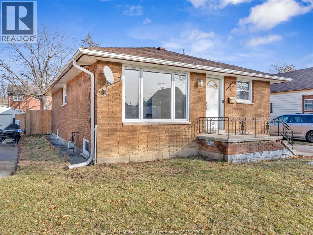 1270 Laurendeau Avenue Unit# Lower, Windsor, Ontario N8Y 4B5 - Photo 3 - 26003887