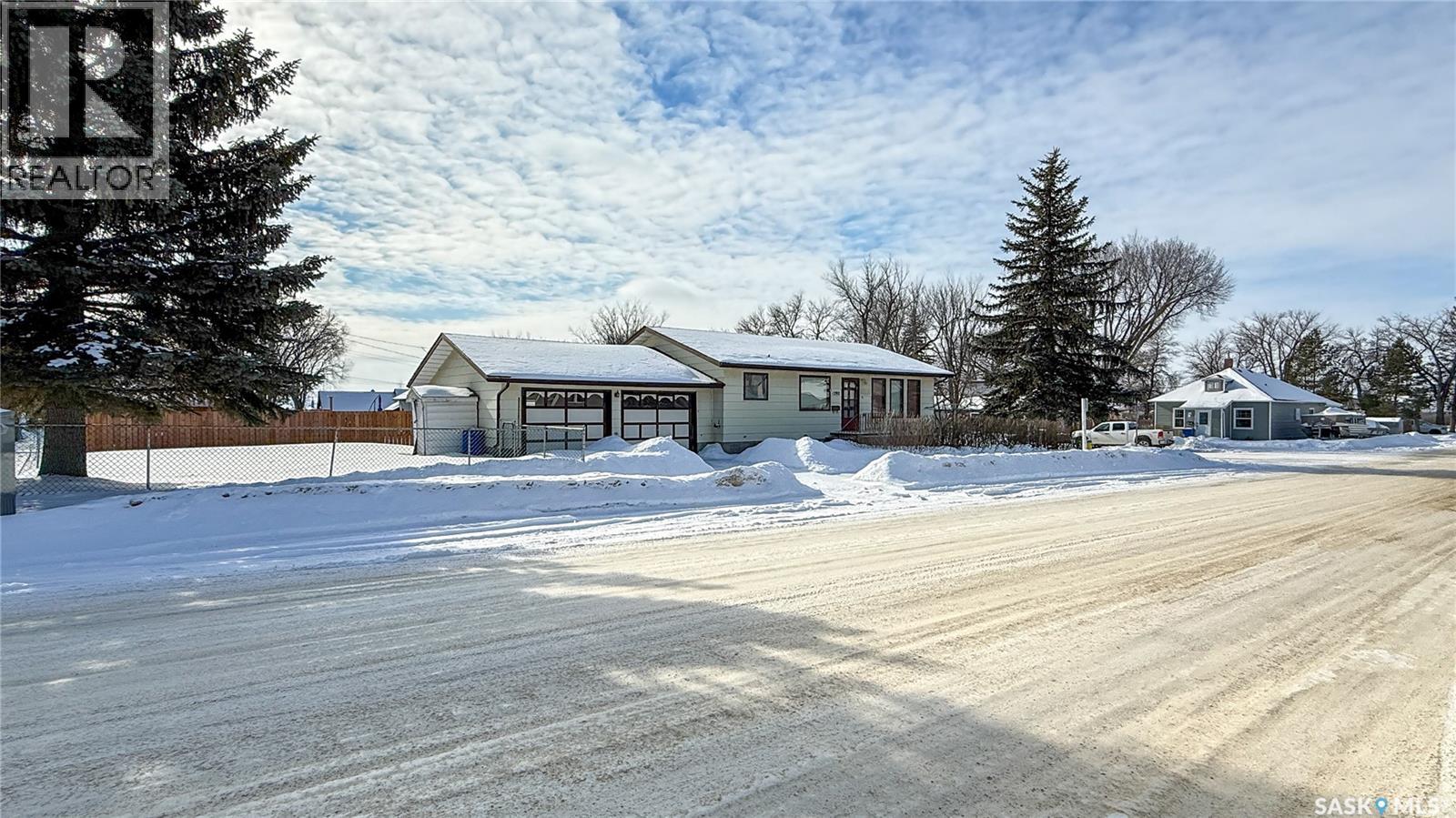 1292 96th STREET, North Battleford, Saskatchewan